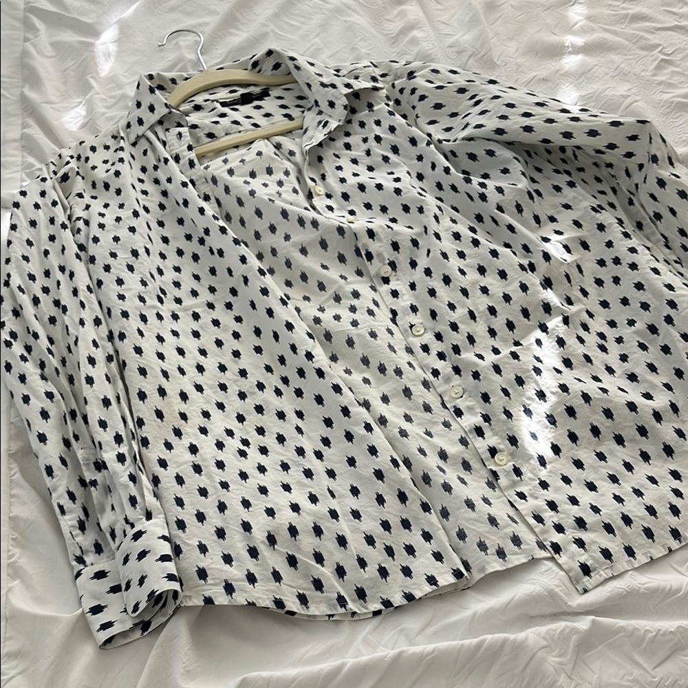 Banana Republic White 3/4 Sleeve Button Down Shirt